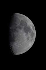 Moon 040429 