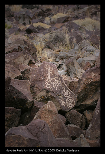 Nevada Rock Art NV, USA &copy; 2003 Daisuke Tomiyasu
